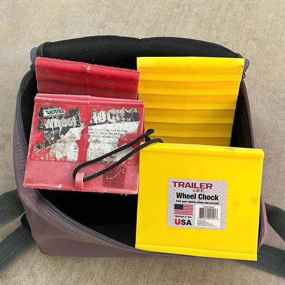 Photo 1 of RV & TRAILER PLASTIC CHALKS (3)