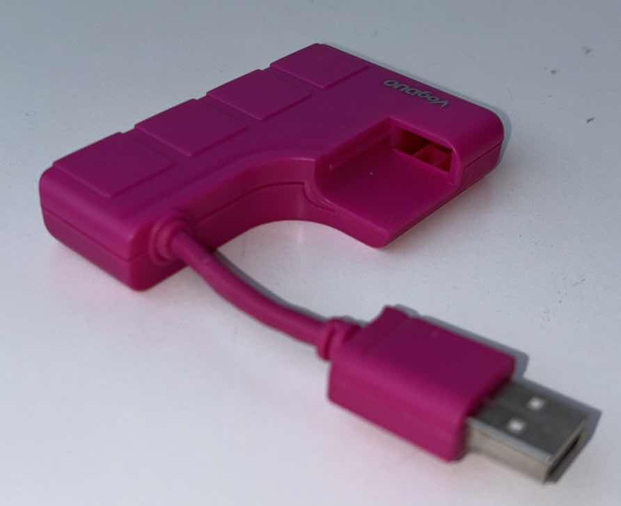 Photo 1 of VOGDUO HI-SPEED USB 2.0 MINI HUB (UH402)