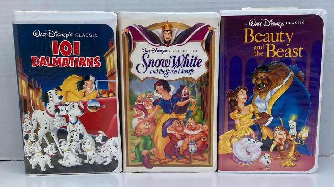 Photo 1 of CLASSIC DISNEY MOVIE VHS COLLECTION (6)