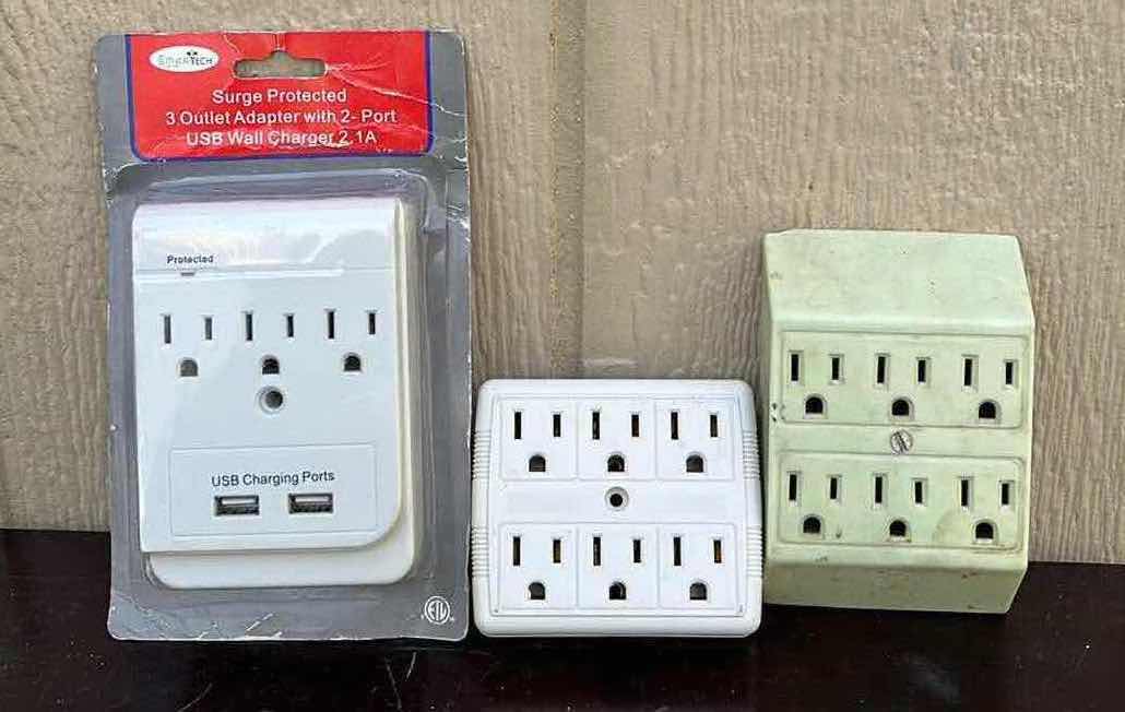 Photo 1 of MULTI OUTLET WALL ADAPTERS (4)