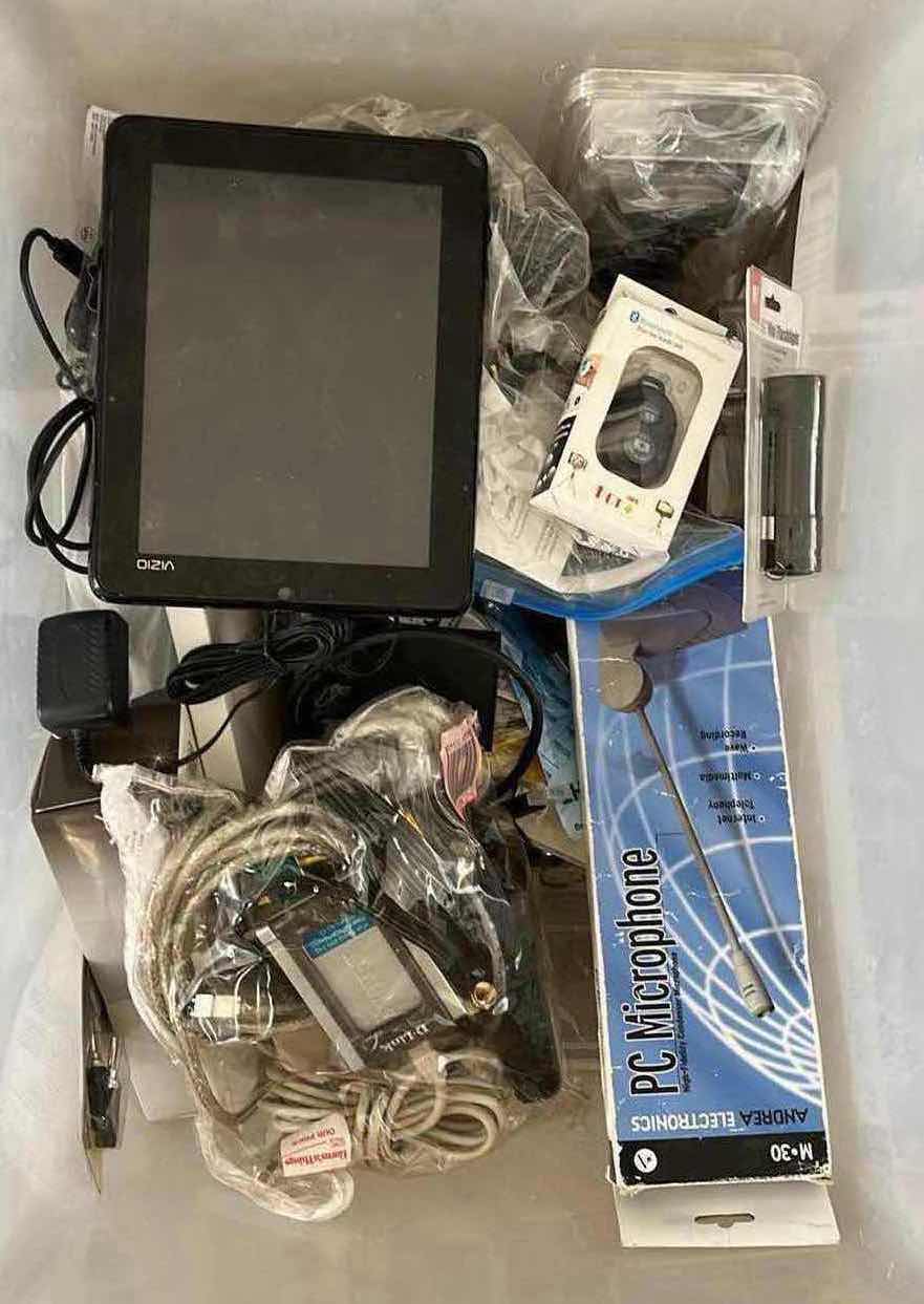 Photo 6 of CONTENTS OF TOTES-ELECTRONICS, CONNECTION CORDS, POWER CORDS & ELECTRONIC PARTS