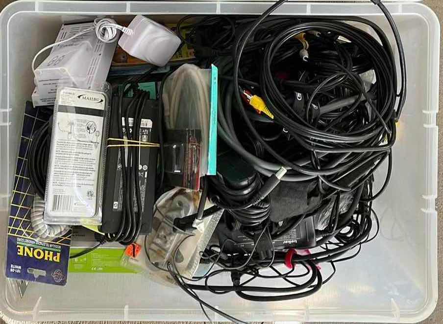 Photo 3 of CONTENTS OF TOTES-ELECTRONICS, CONNECTION CORDS, POWER CORDS & ELECTRONIC PARTS