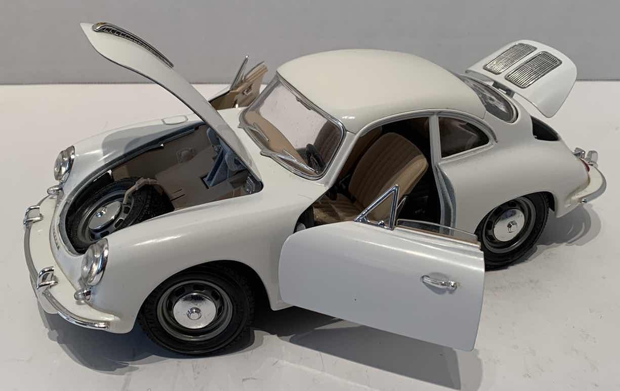 View 1 of REPLICA BURAGO PORCHE 356 REPLICA
YEAR: 1961 SCALE: 1/18
