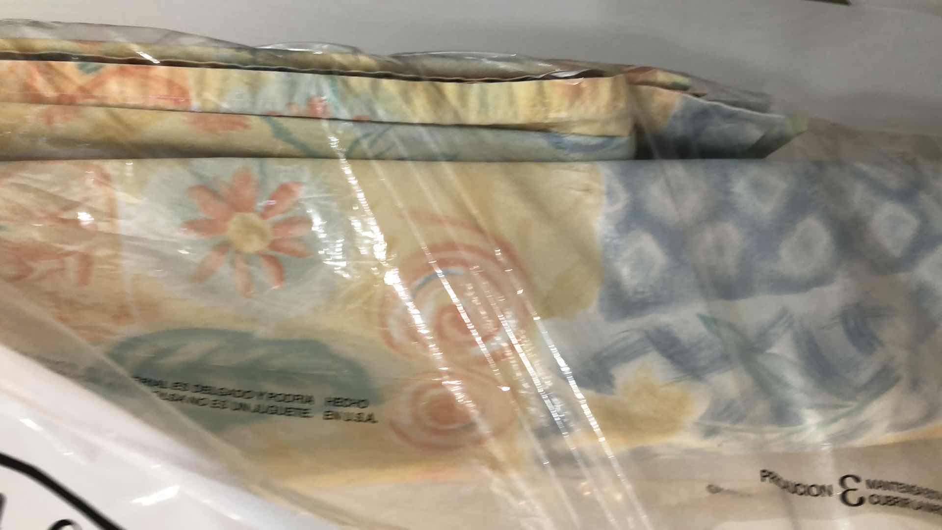 Photo 1 of CONTENTS OF LINEN CLOSET