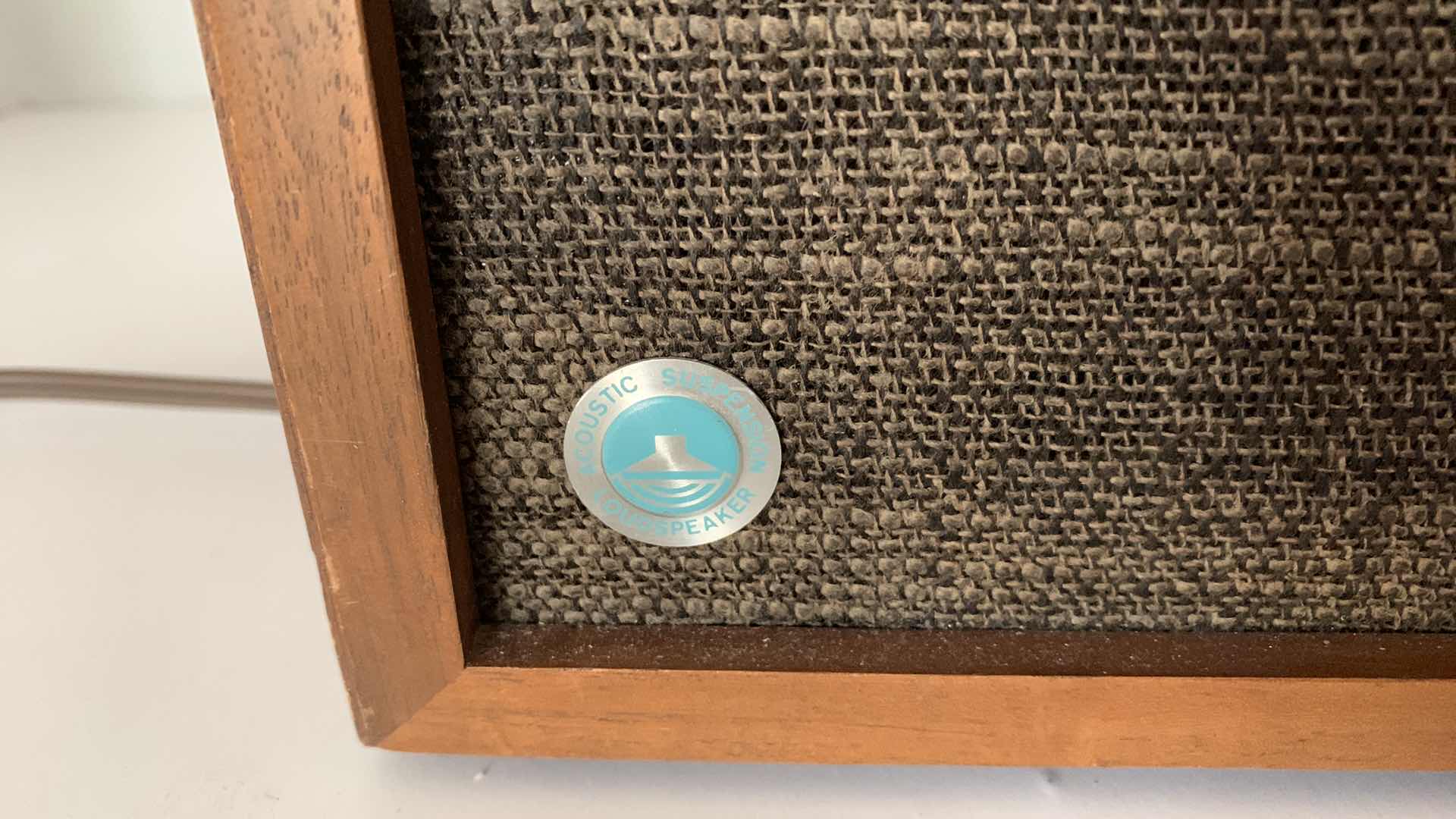 Photo 1 of KLH FM RECEIVING SYSTEM MODEL TWENTY-ONE/II