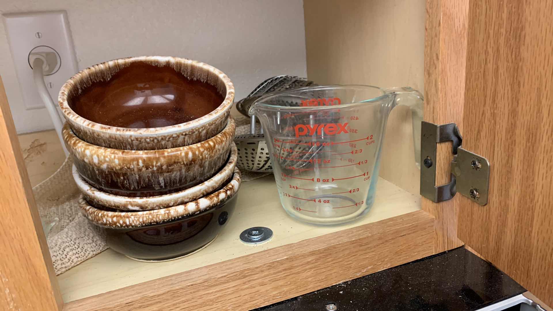 Photo 1 of CONTENTS OF CABINET