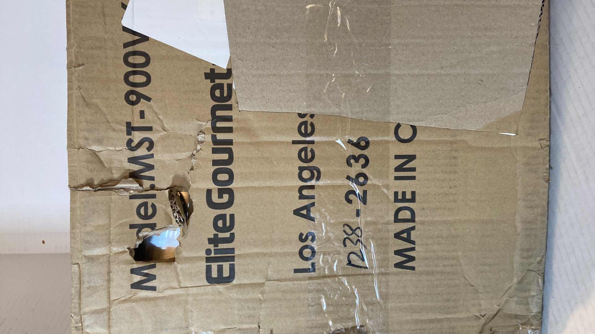 Photo 1 of ELITE GOURMET SLOW COOKER MODEL MST-900VXD