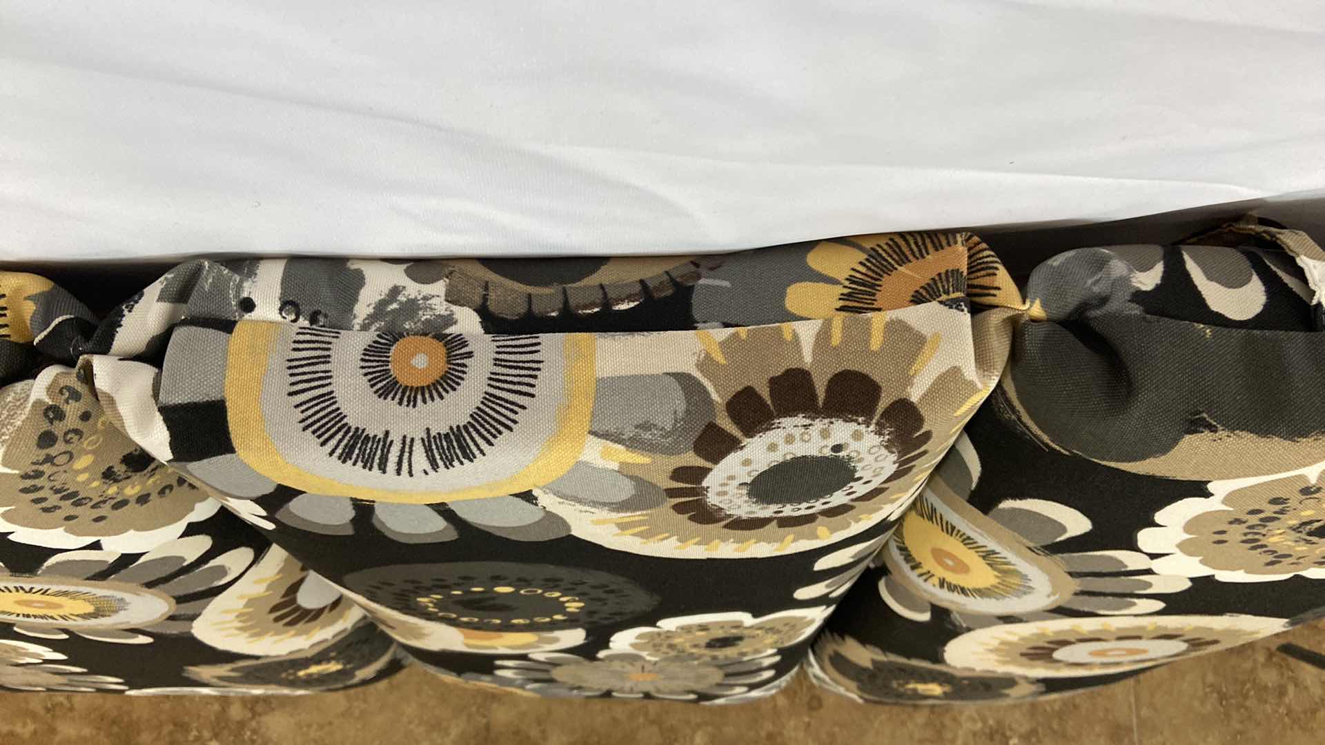 Photo 1 of PATIO CHASE SEAT CUSHION 38.5” X 20.5” POLYESTER MATERIAL