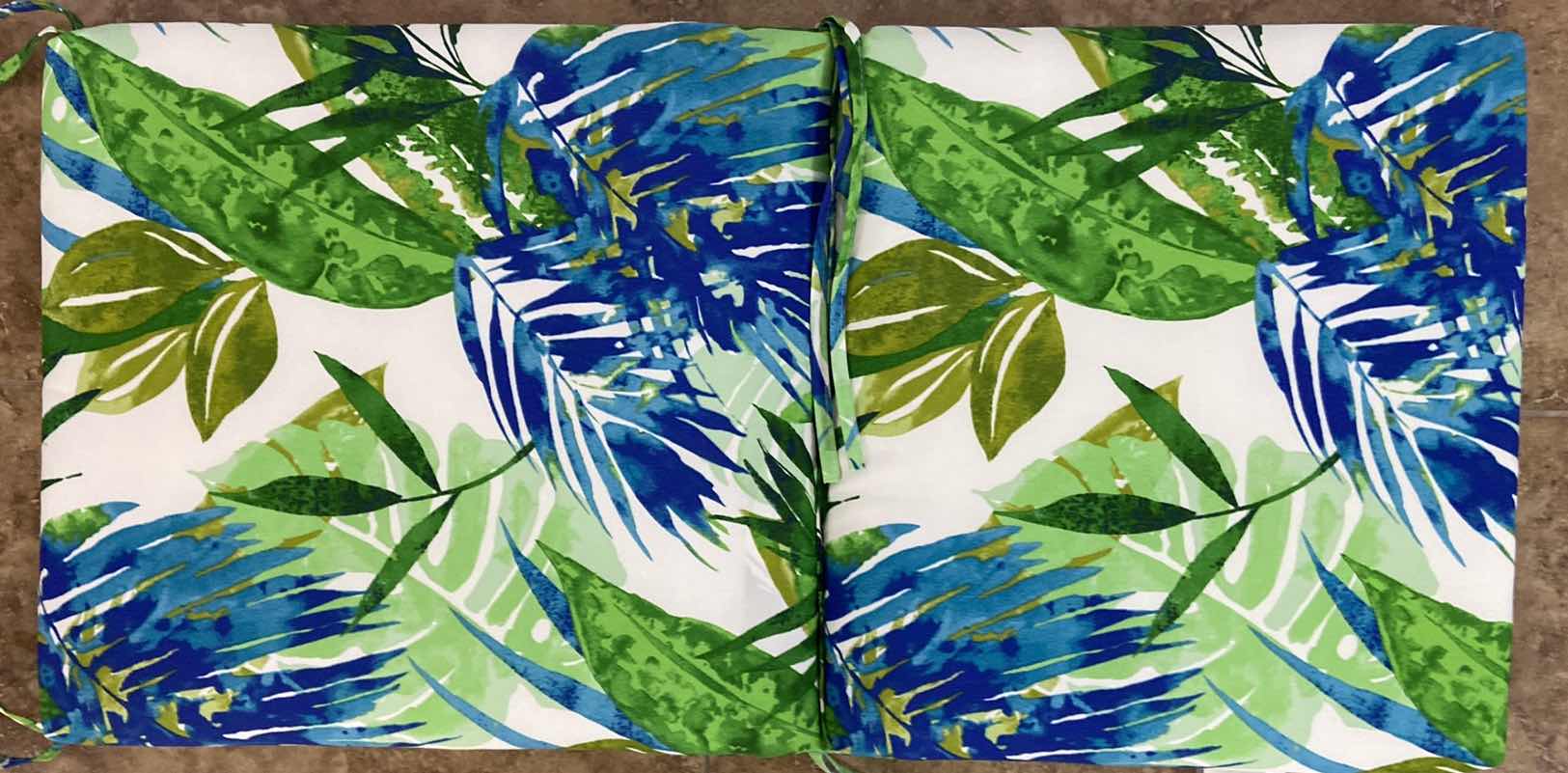 Photo 1 of PATIO CHASE SEAT CUSHION 36” X 18.5” POLYESTER MATERIAL