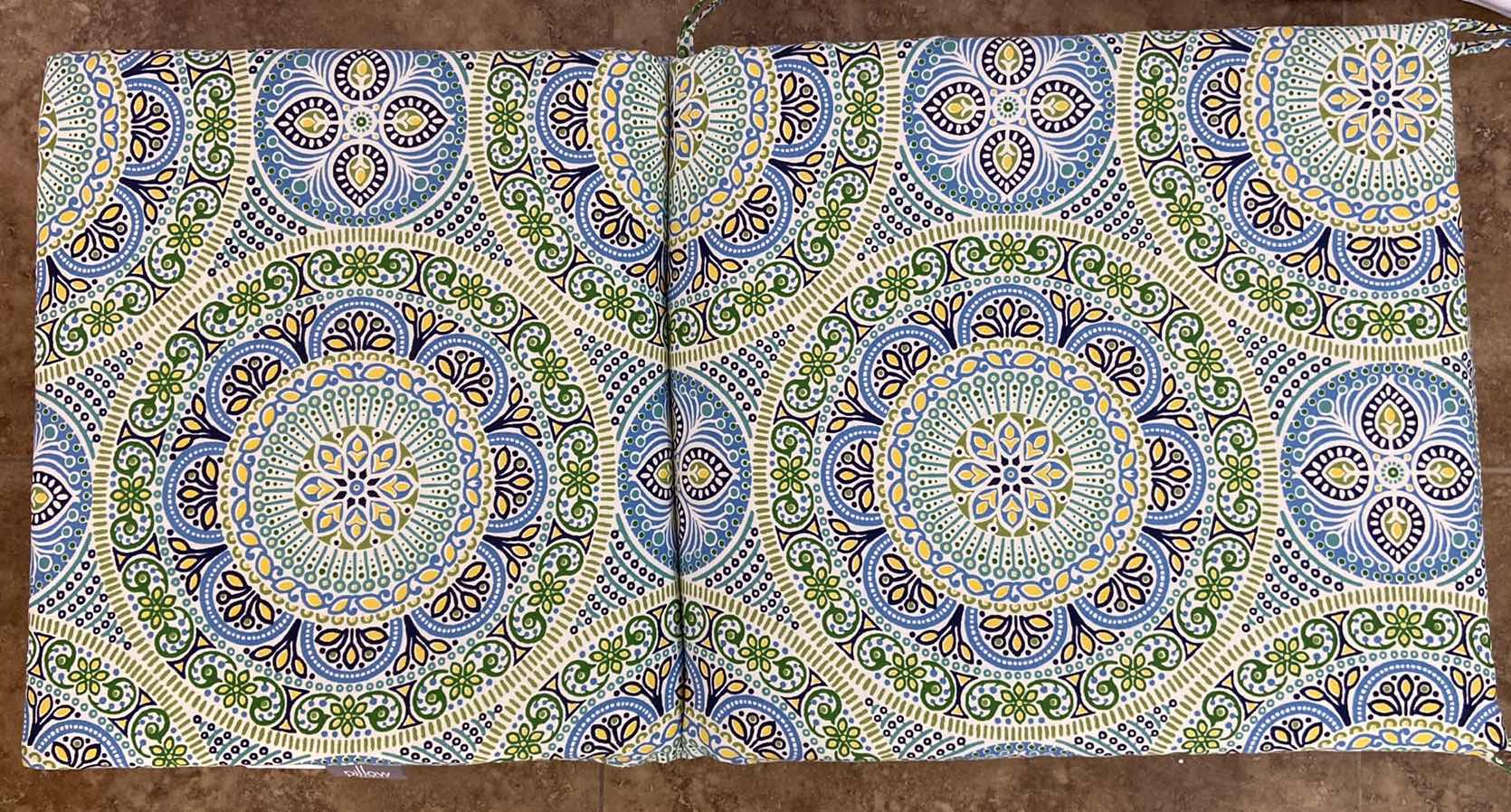 Photo 1 of PATIO CHASE SEAT CUSHION 34.5” X 18.5” POLYESTER MATERIAL