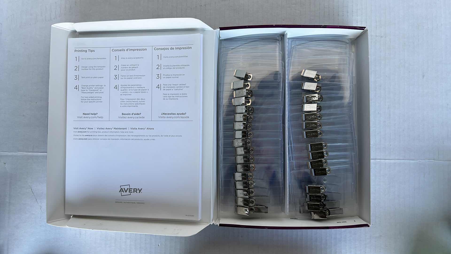 Photo 1 of AVERY 2 1/4” X 3 1/2” HORIZONTAL CLIP NAME BADGE KIT