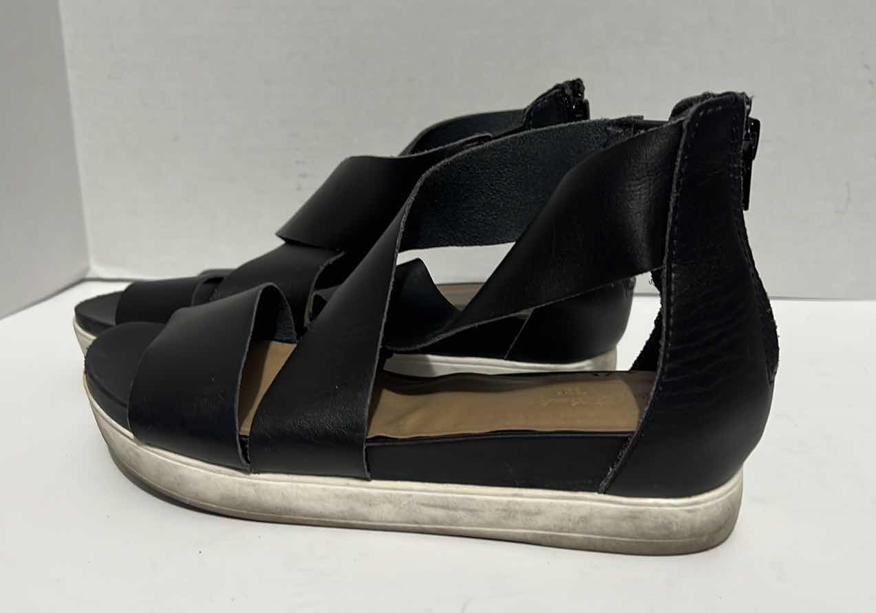 Photo 1 of 2-WOMENS SHOES 