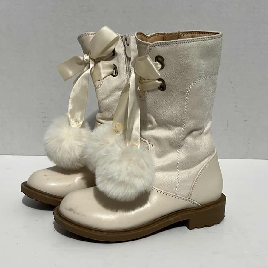 Photo 1 of GIRLS SHOES LOT 3