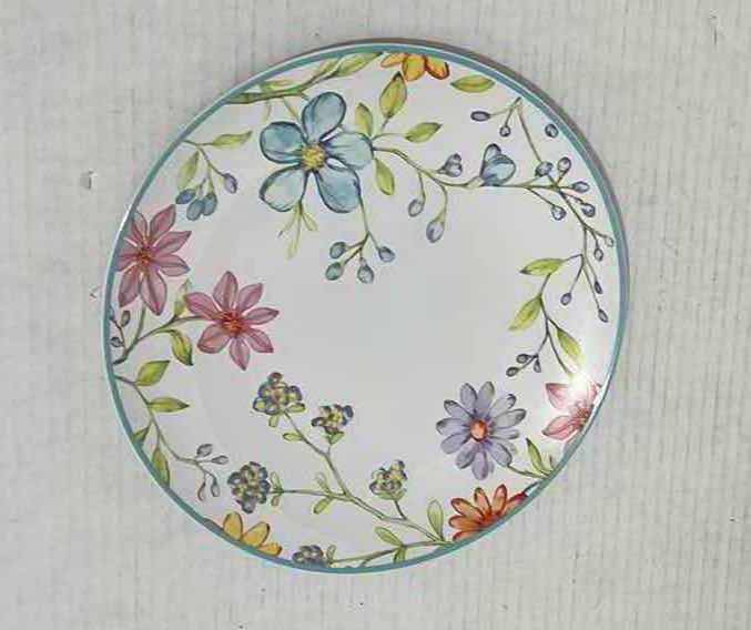 Photo 1 of 16 PIECE DINNER SET