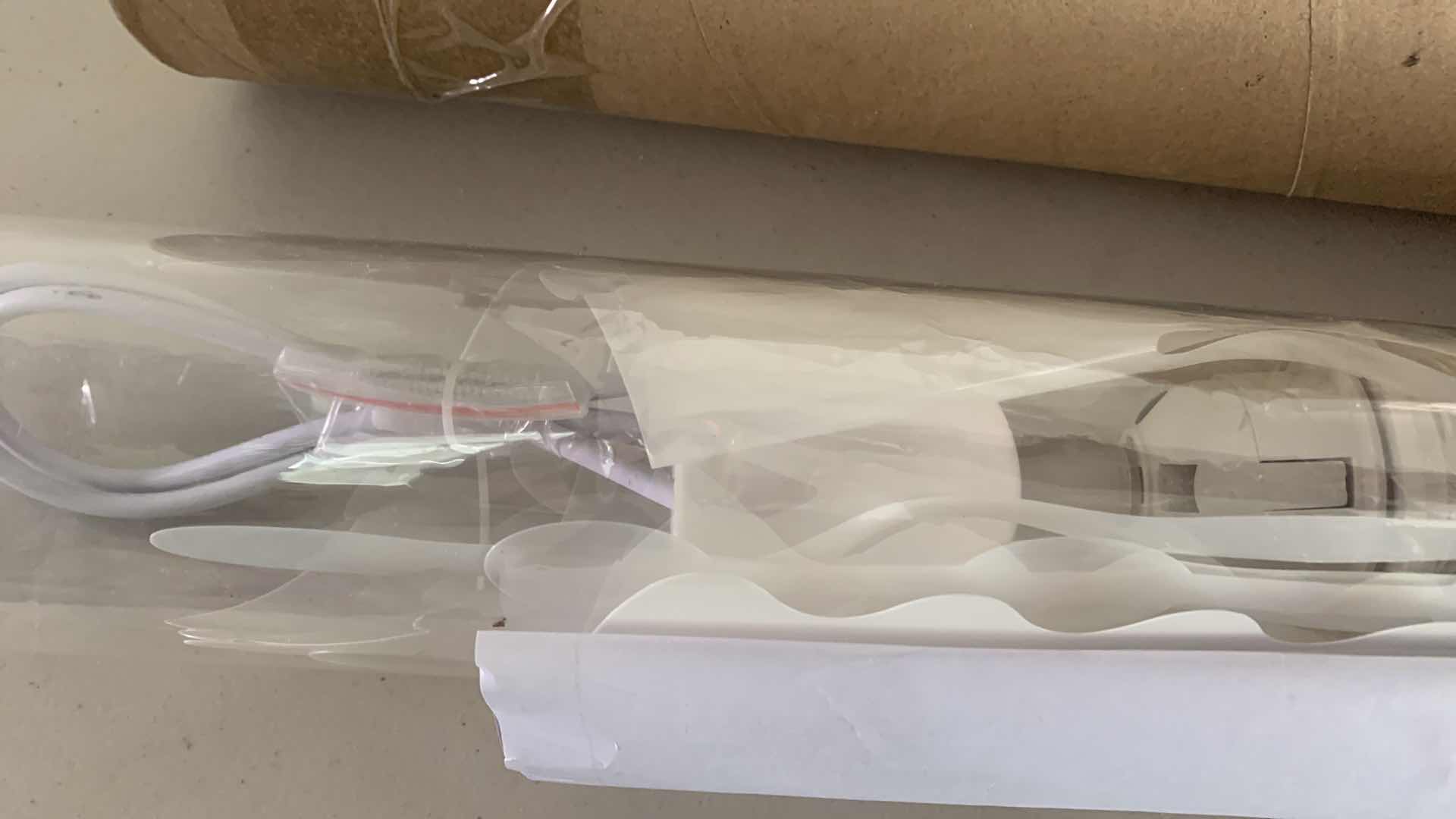 Photo 2 of 4-LIGHT FIXTURES