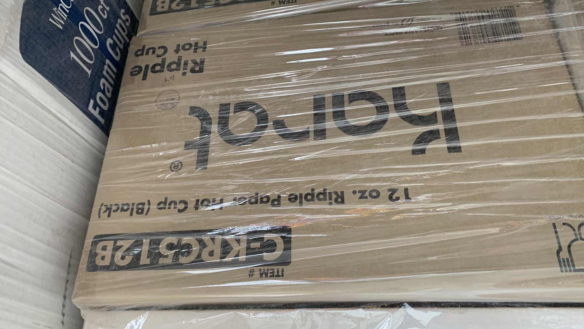 Photo 1 of CASE OF 500 KARAT 12 OZ RIPPLE PAPER HOT CUPS BLACK COLOR