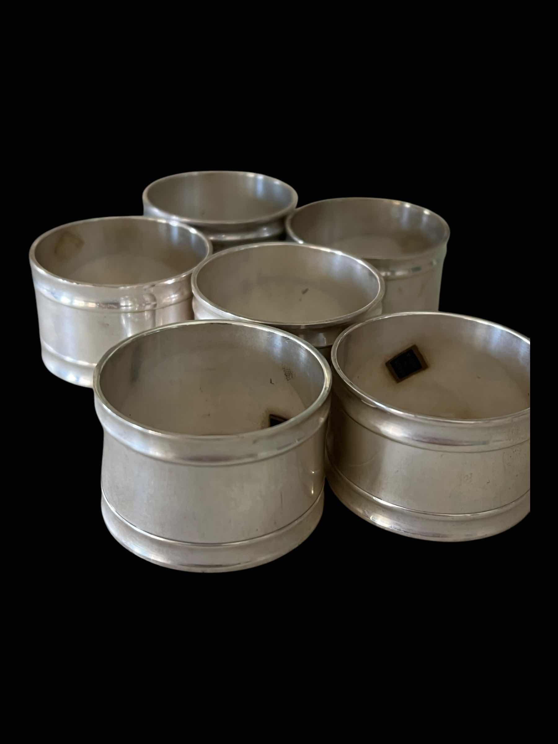 Photo 1 of 6-SILVER PLATED NAPKIN RINGS ONEIDA-DINING ROOM ACCESSORIES.