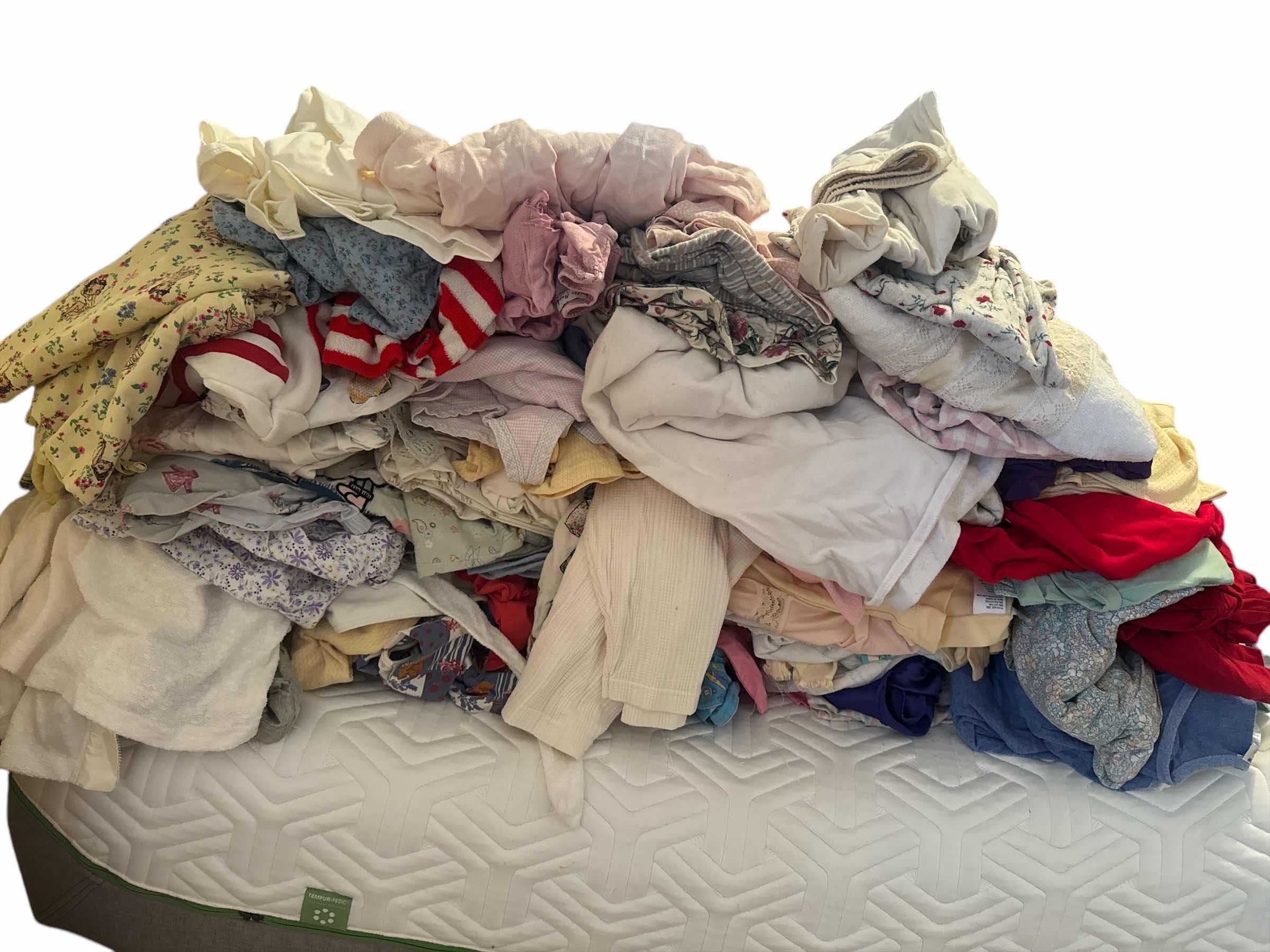 Photo 1 of 5 BAGS OF WOMENS SIZE 2XL-4XL LOUNGE WEAR AND NIGHT CLOTHES