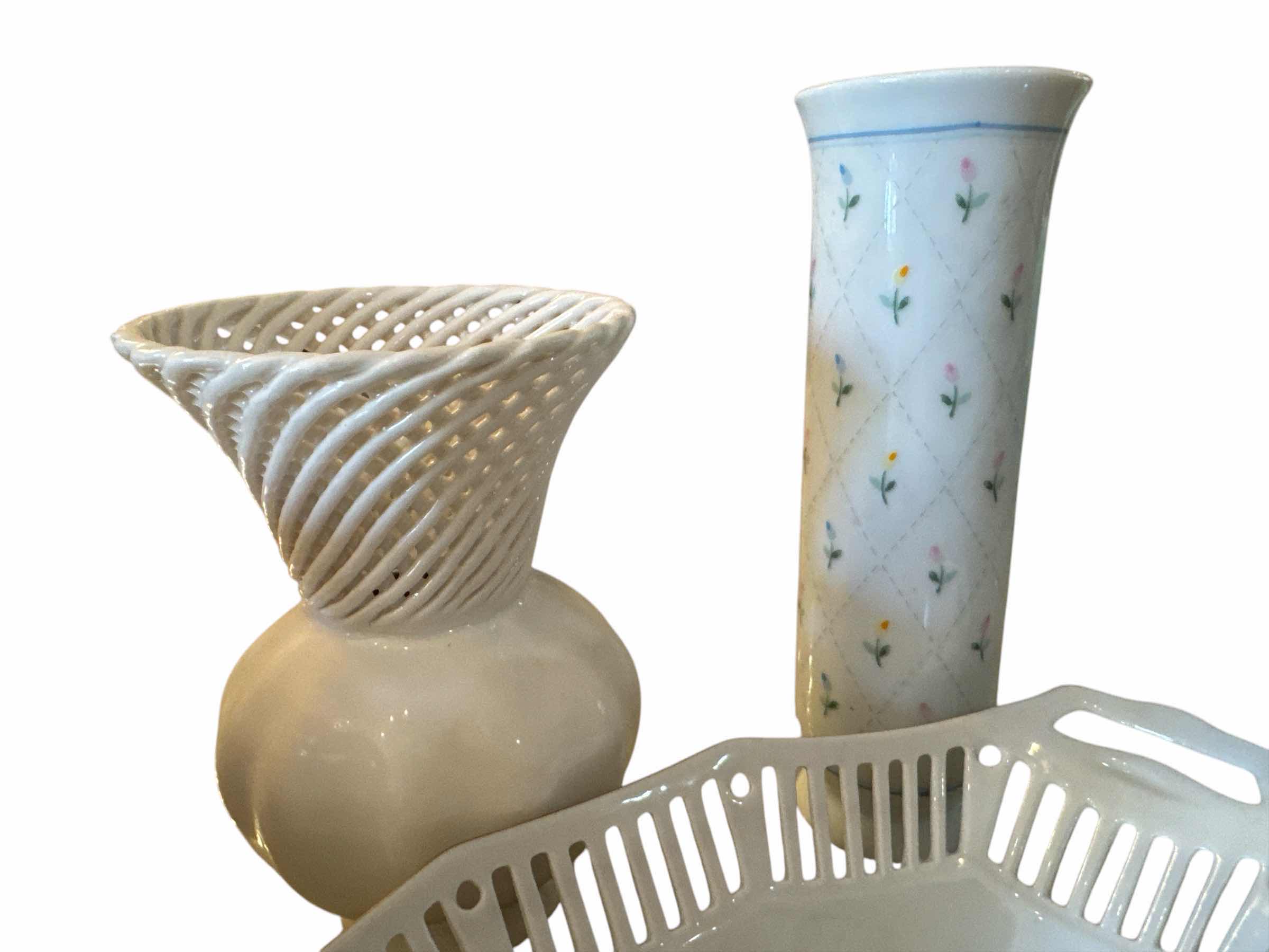 Photo 1 of 4 PORCELAIN HOME DECOR ITEMS