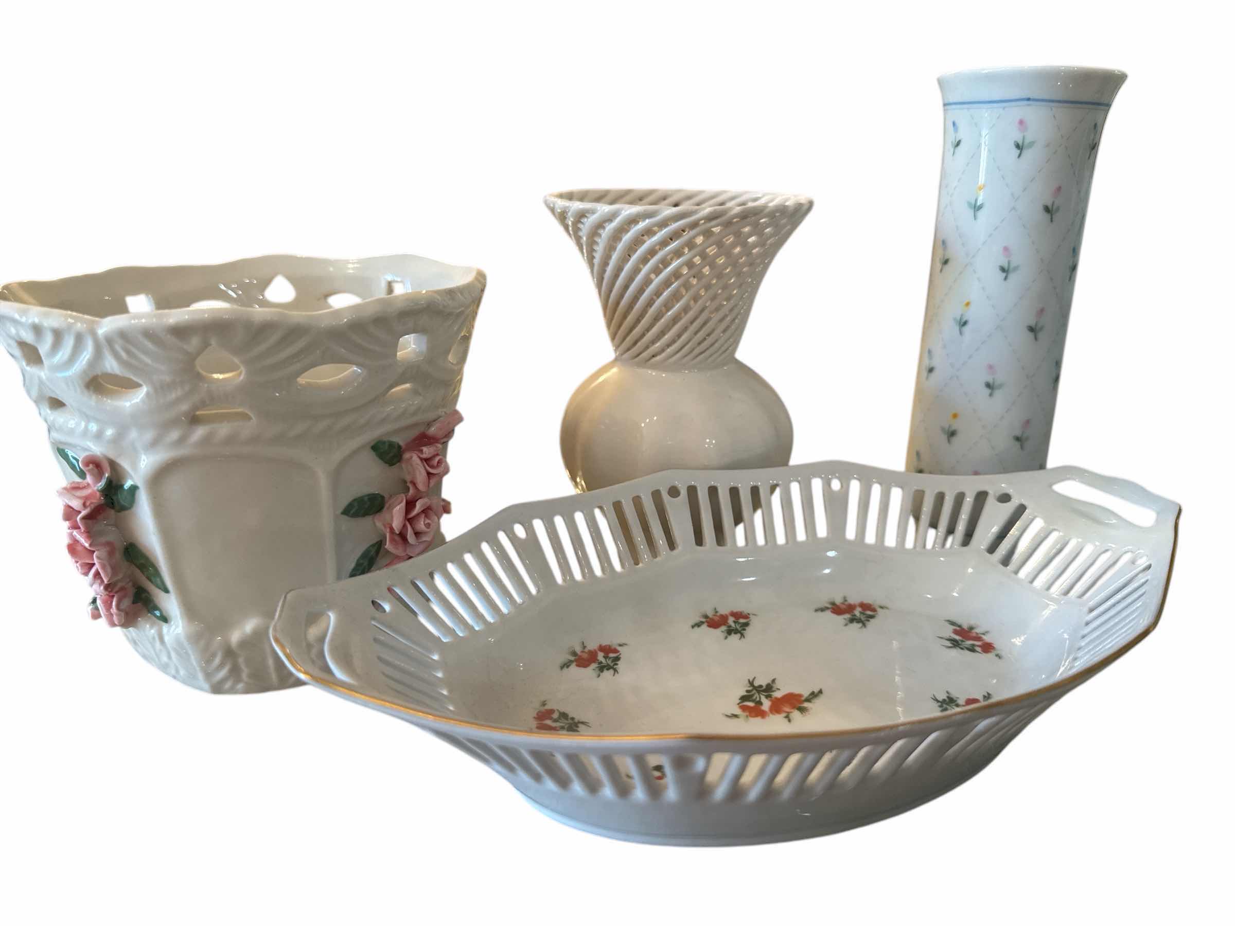 Photo 1 of 4 PORCELAIN HOME DECOR ITEMS