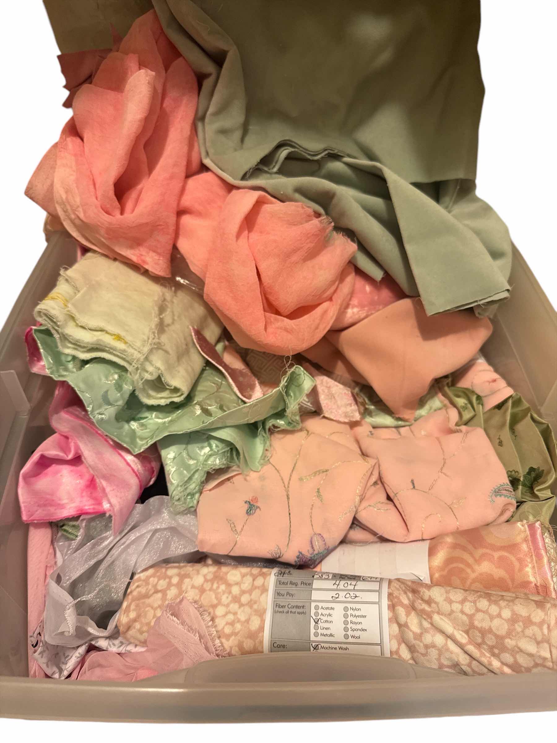 Photo 1 of 54 QT TOTE OF FABRIC