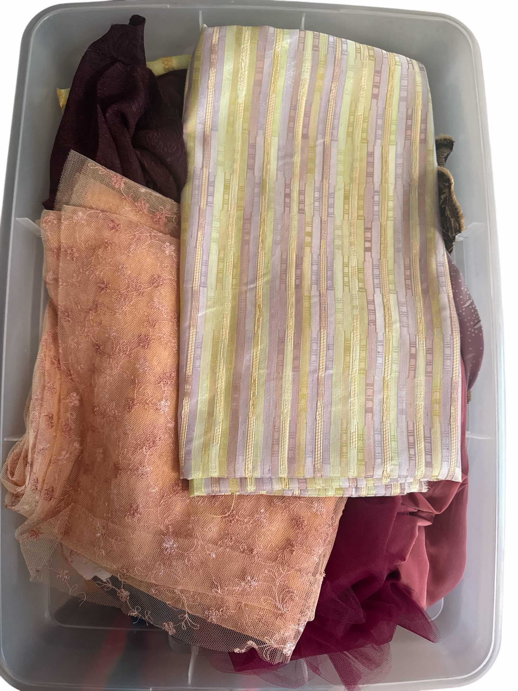 Photo 1 of 58 QT TOTE OF FABRIC