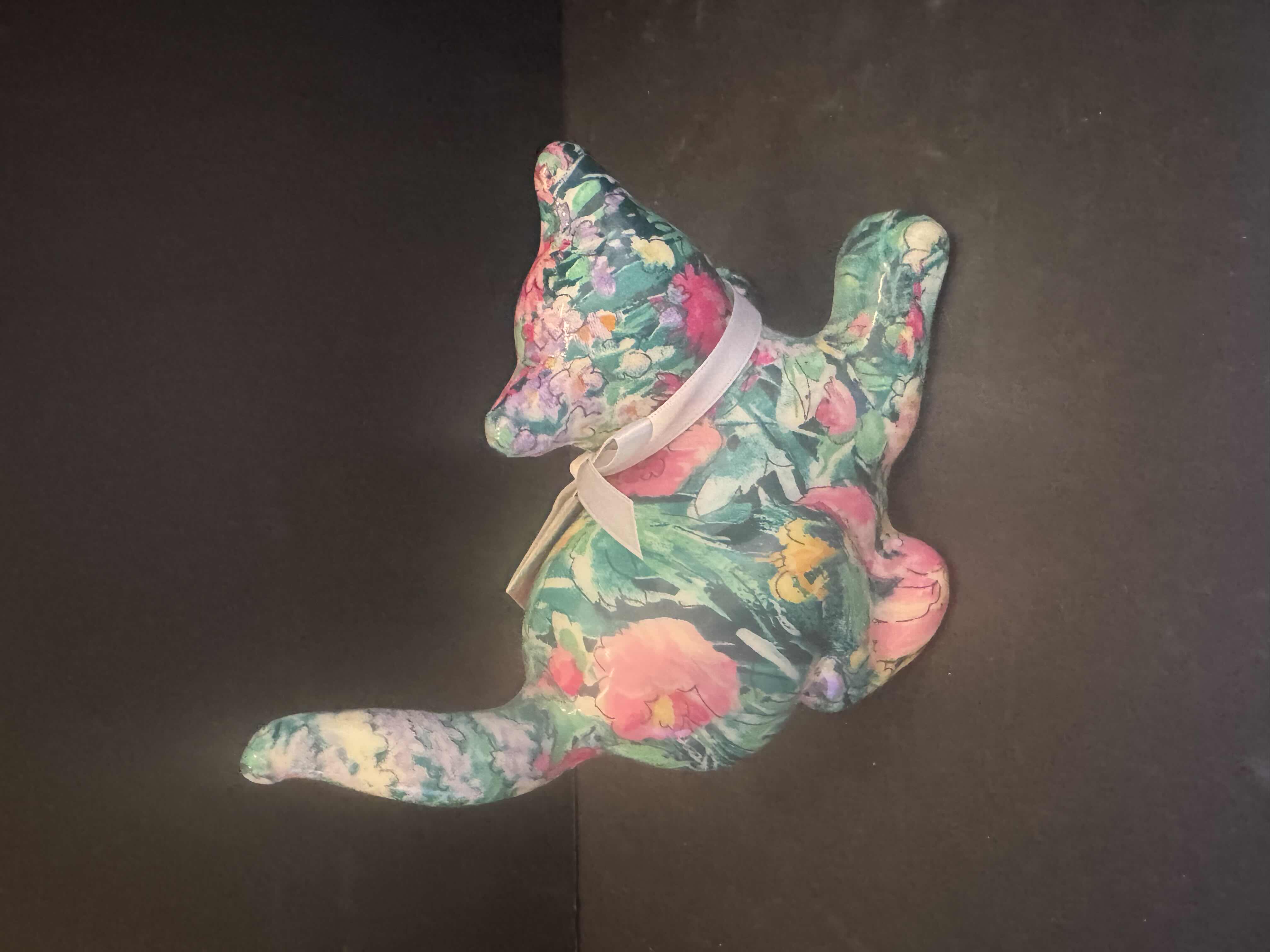 Photo 1 of 2- VINTAGE PORCELAIN PATCHWORKS FROM JOAN BARKER DESIGNS, HOME DECOR, HOME ESSENTIALS 

ELEPHANT 
5” X H6.5”

CAT
6” X H6.5”