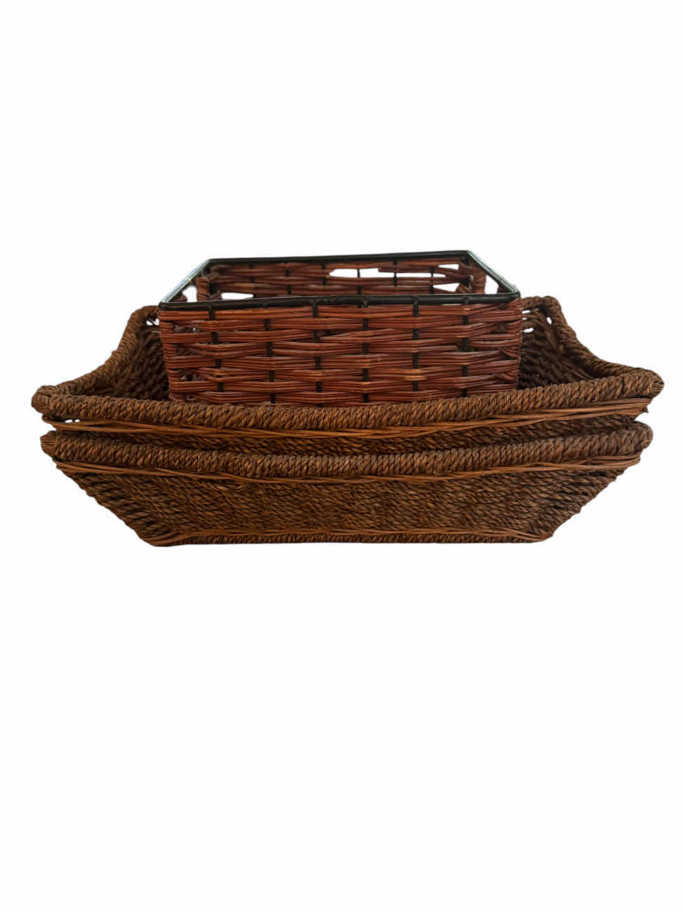 Photo 1 of METAL FRAMED WOVEN BASKETS, STORAGE, TOILETRIES, FOR COSMETICS, TOWELS

16” X 10.5” X H4.5”
9.5” X 8” X H4.5”