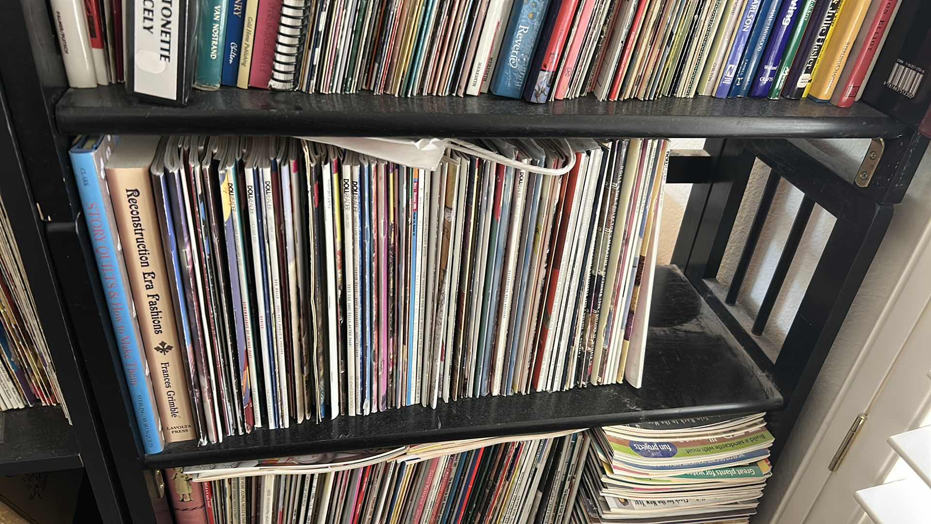 Photo 1 of CONTENTS OF  6 SHELVES CRAFTING BOOKS , SHELF INCLUDED