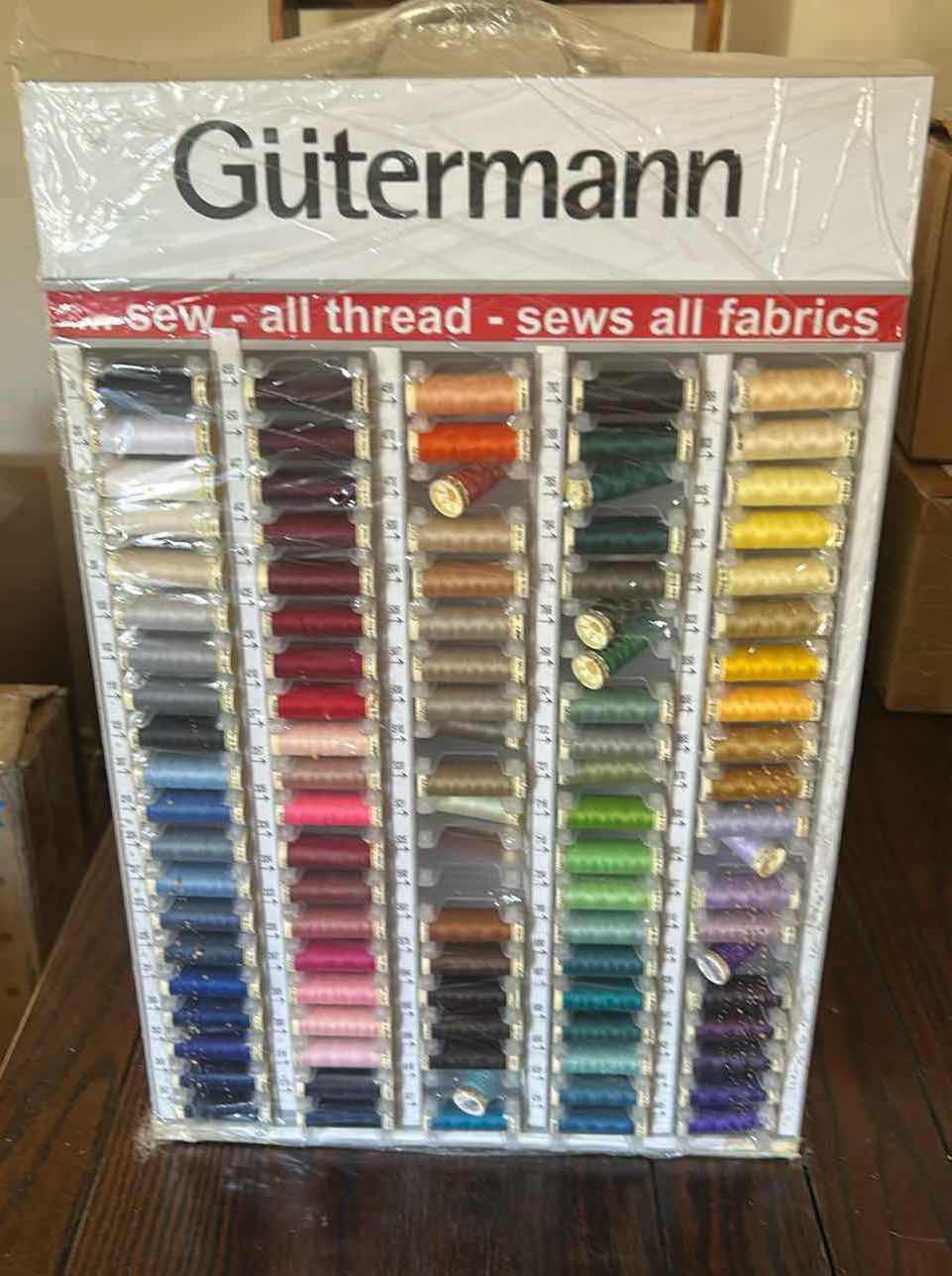 Photo 1 of GUITERMANN ASSORTED THREAD CONTAINER