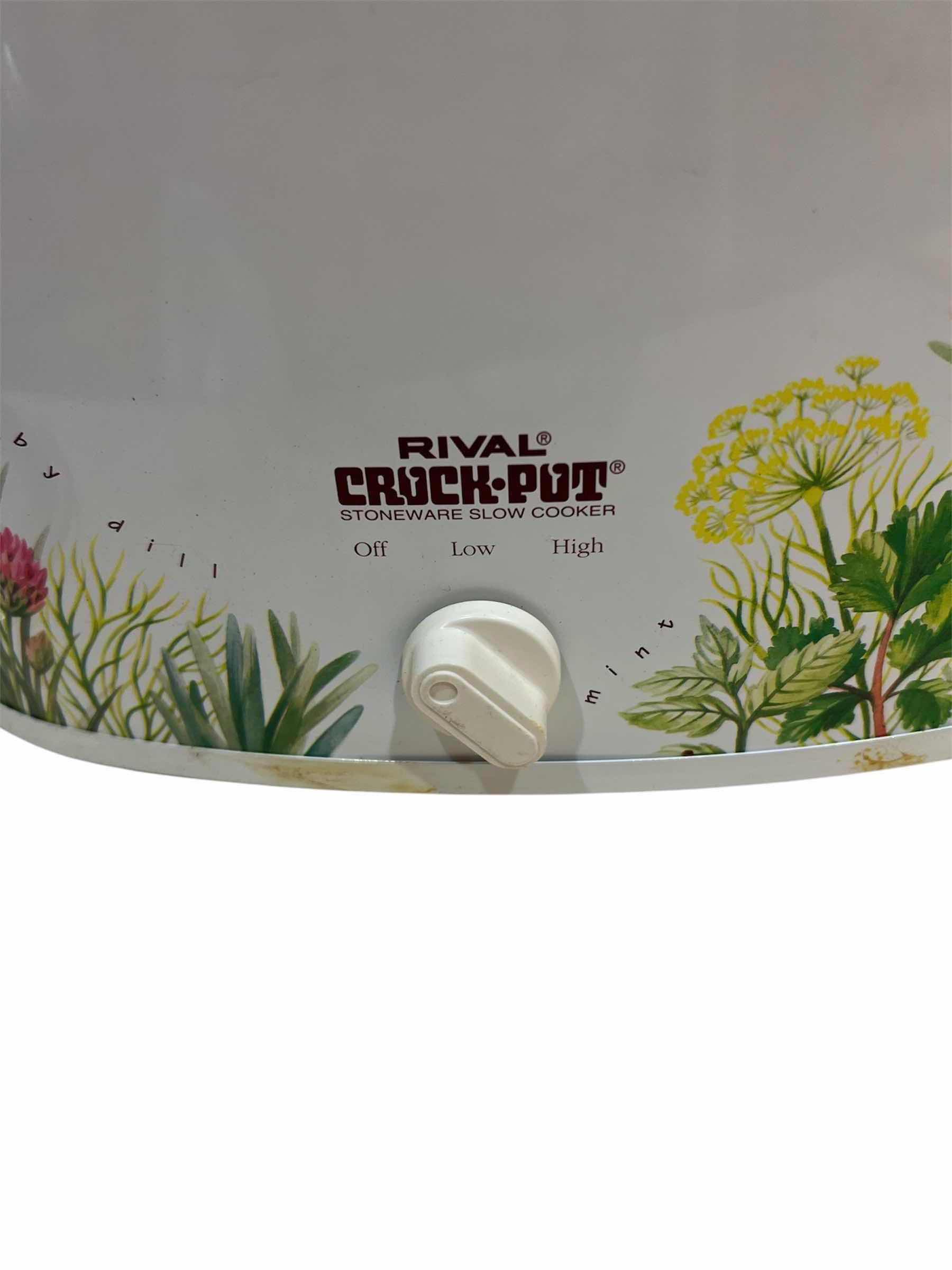 Photo 1 of RIVAL CROCKPOT - FLORAL DESIGN