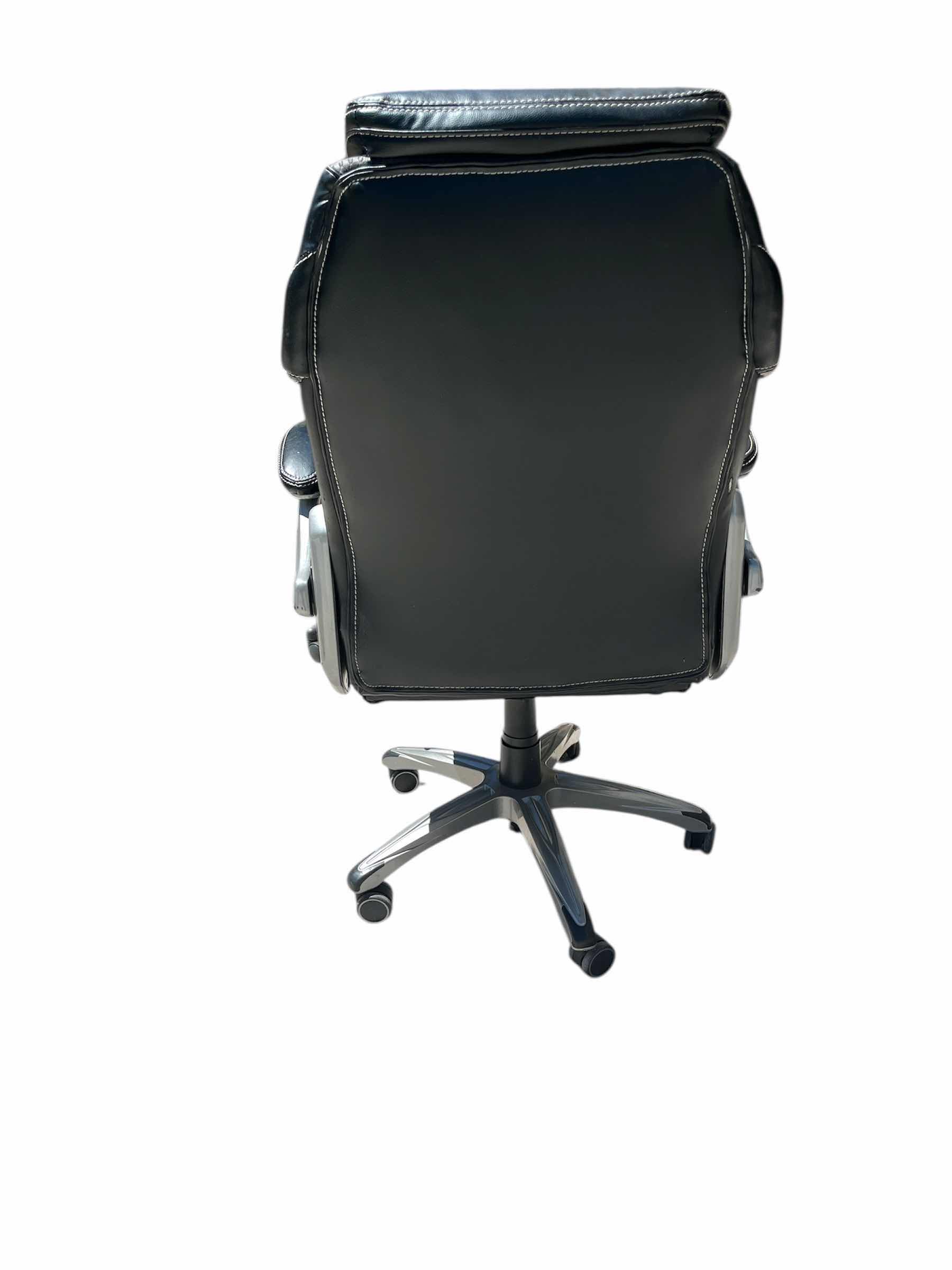 Photo 1 of HOME OFFICE CHAIR