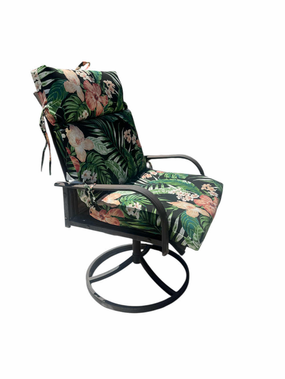 Photo 1 of OUTDOOR SWIVEL PATIO CHAIR WITH FLORAL CUSHION
23” X 21” X H40”