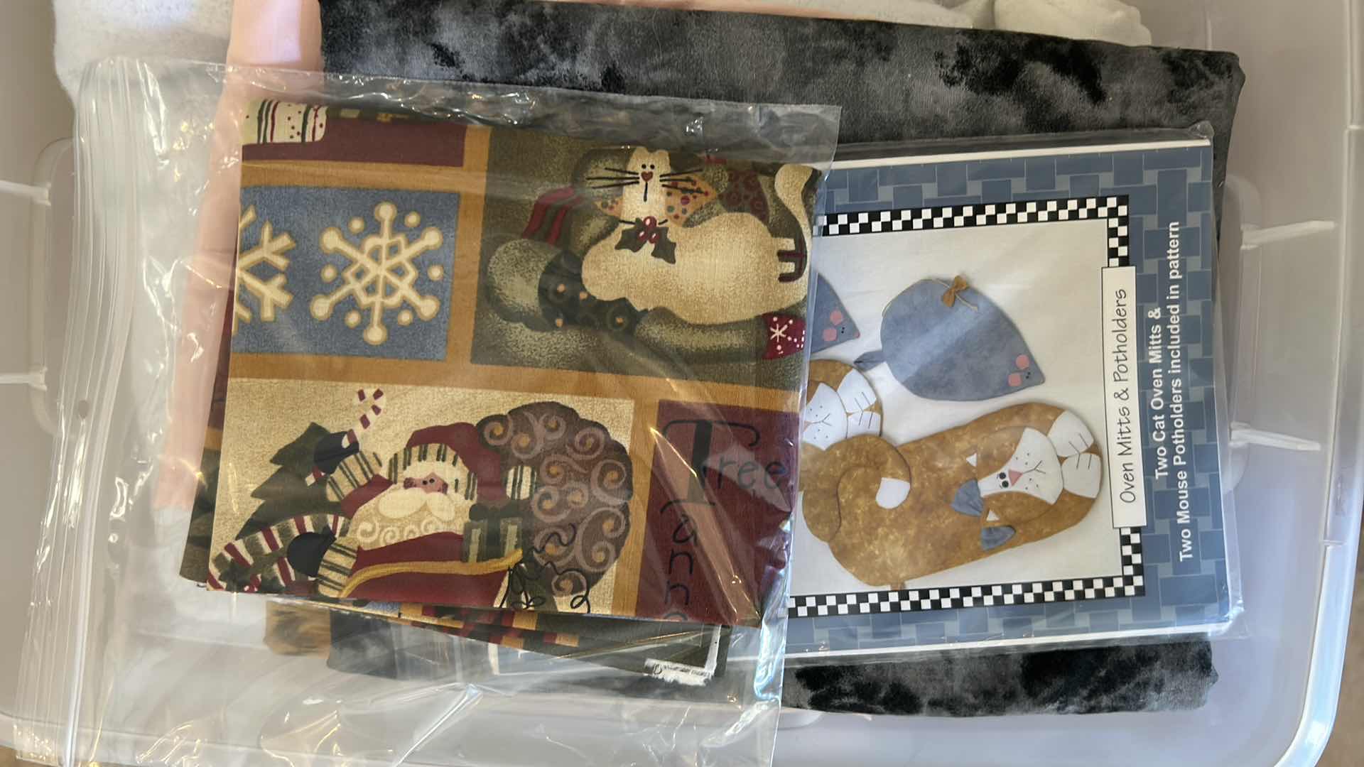 Photo 1 of 4- PLASTIC CONTAINERS RIBBONS CRAFT SUPPLIES