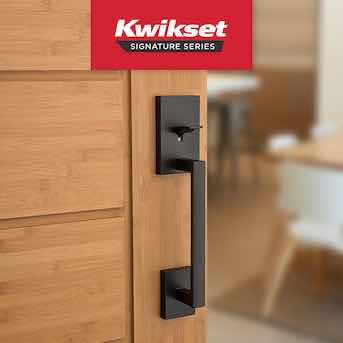 Photo 1 of NEW KWIKSET SIGNATURE SERIES MATTE BLACK FINISH HALIFAX LEVER ENTRY DOOR HANDLE SET 815SCEXHFL SQT 514