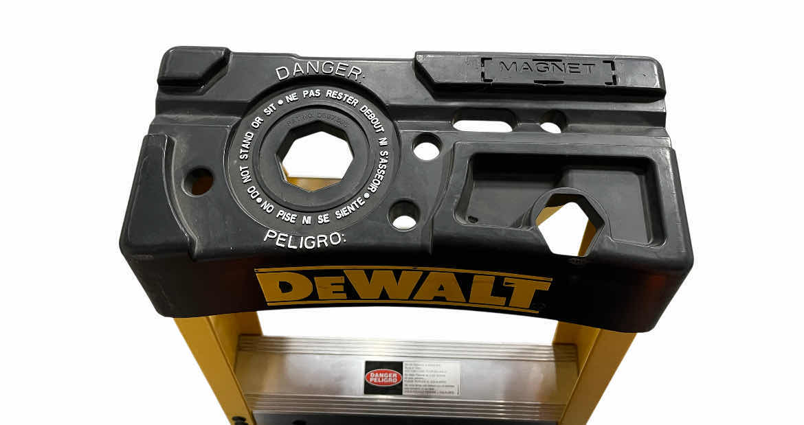 Photo 3 of DEWALT 8FT/12FT REACH FIBERGLASS STEP LADDER 300LBS CAP DXL3010-08