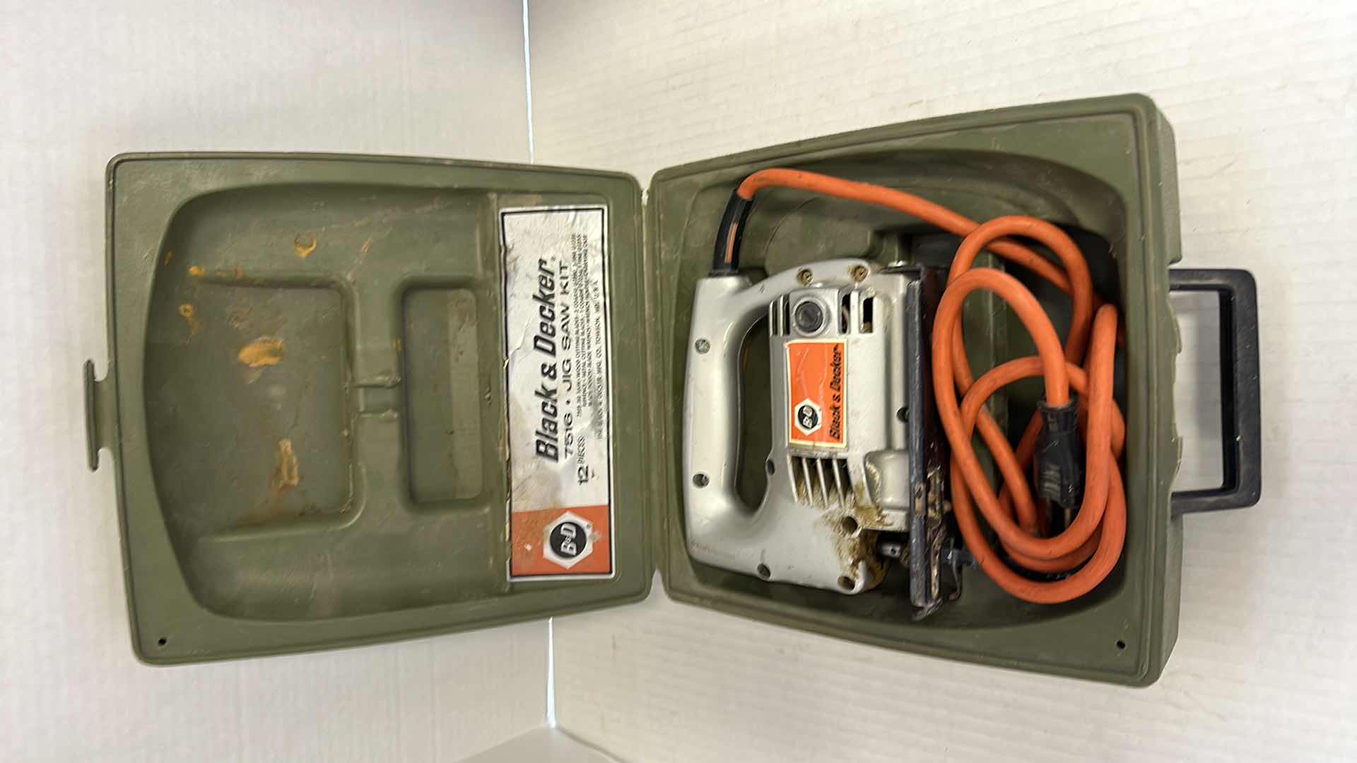 Photo 1 of BLACK AND DECKER SKILL SAW