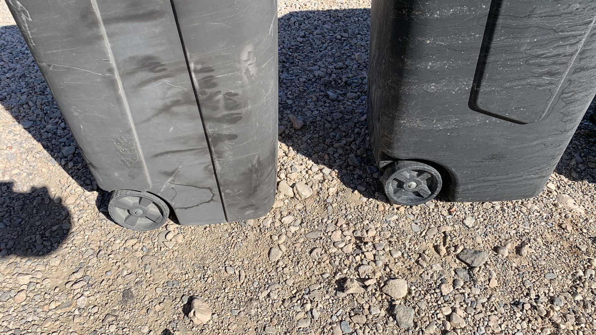 Photo 1 of 4-LARGE PLASTIC ROLLING 48 GALLON TRASH BINS, WITH ATTACHED LIDS.