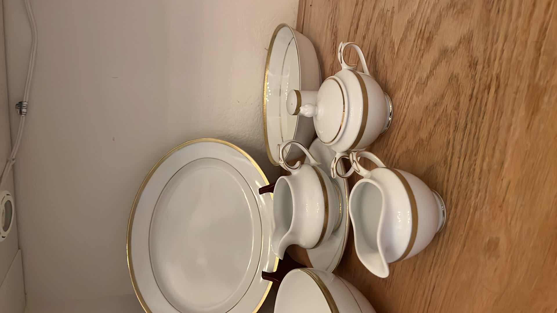 Photo 1 of 8PCS-CHARTER CLUB "GRAND BUFFET GOLD" CHINA SERVE WARE