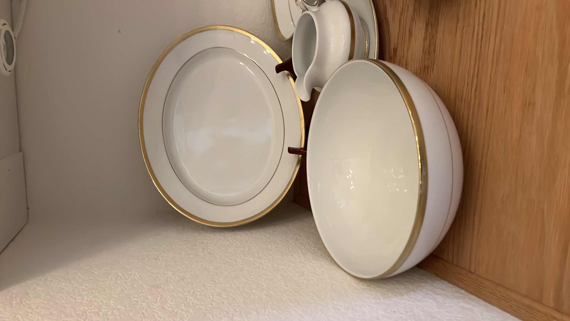 Photo 1 of 8PCS-CHARTER CLUB "GRAND BUFFET GOLD" CHINA SERVE WARE