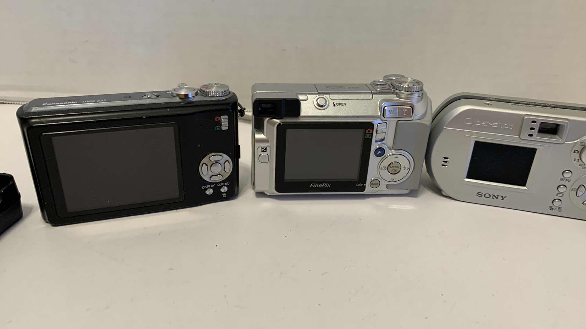 Photo 1 of 3-DIGITAL CAMERAS