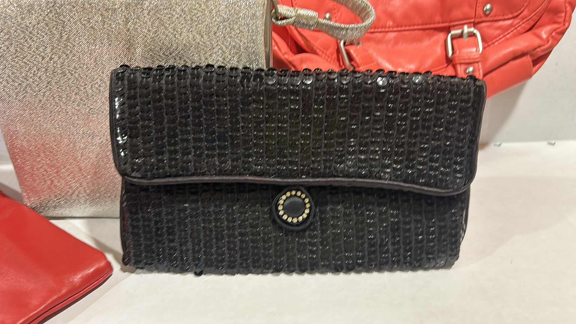 Photo 1 of 5-HANDBAGS & CLUTCHES