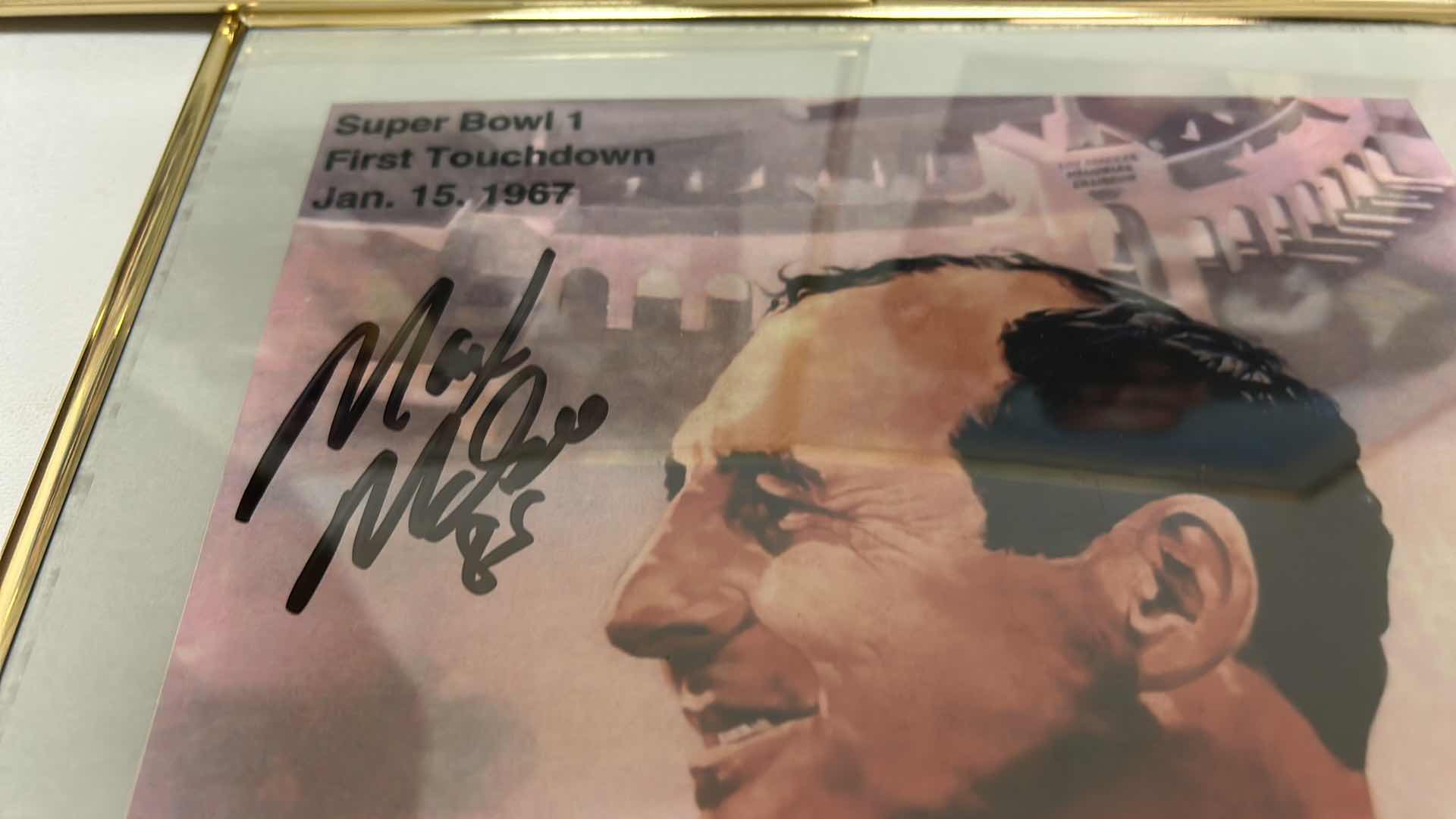 Photo 5 of 3 - AUTOGRAPHED FOOTBALL PLAYERS 8” x 10” FRAMED PHOTOGRAPHS