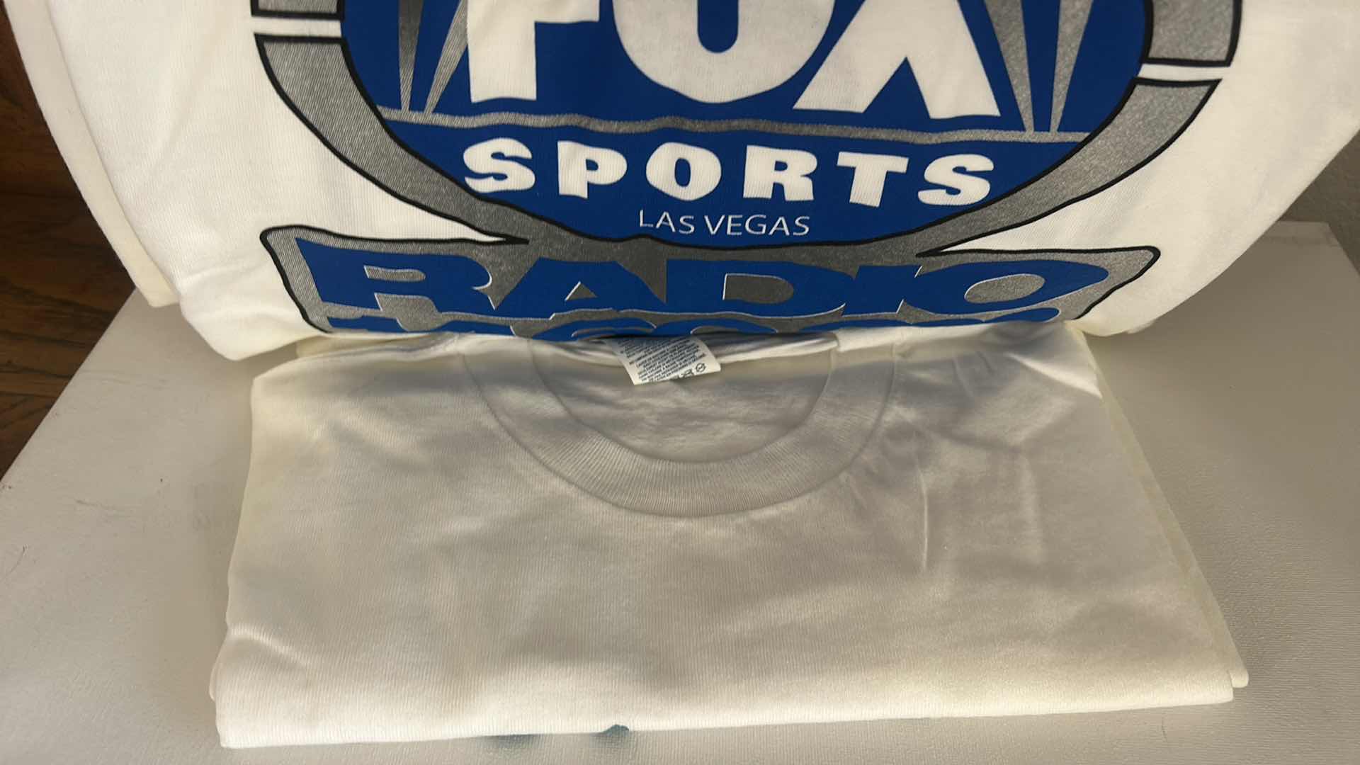 Photo 1 of 10 MENS LAS VEGAS CASINOS TEE’S L, XL