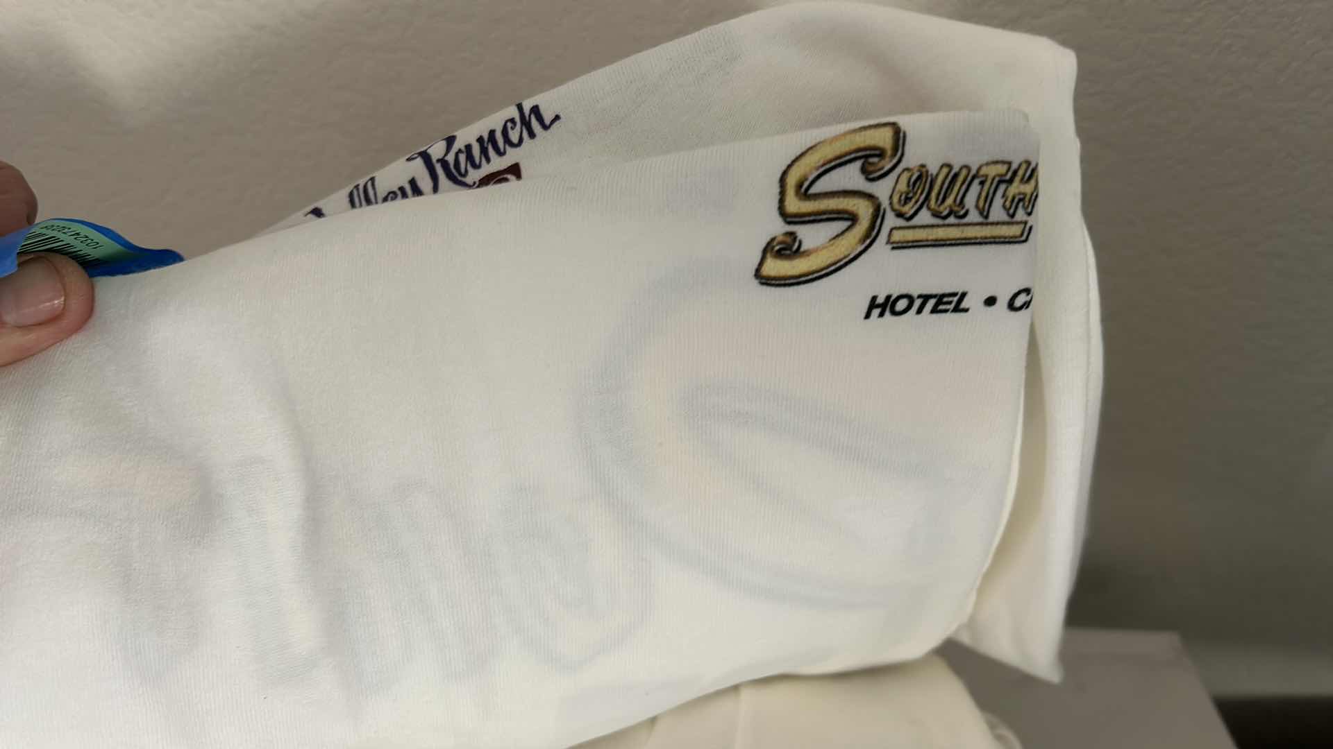 Photo 1 of 10 MENS LAS VEGAS CASINOS TEE’S L, XL