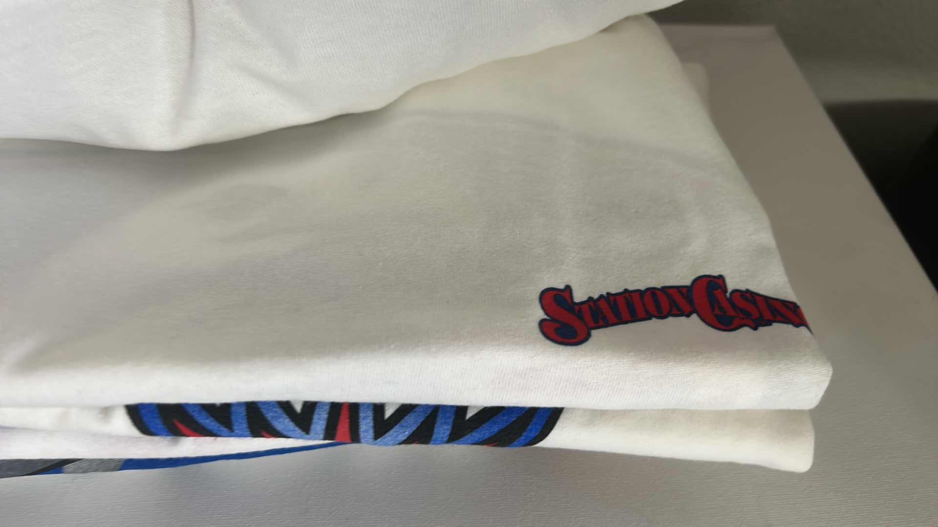 Photo 1 of 10 MENS LAS VEGAS CASINOS TEE’S L, XL