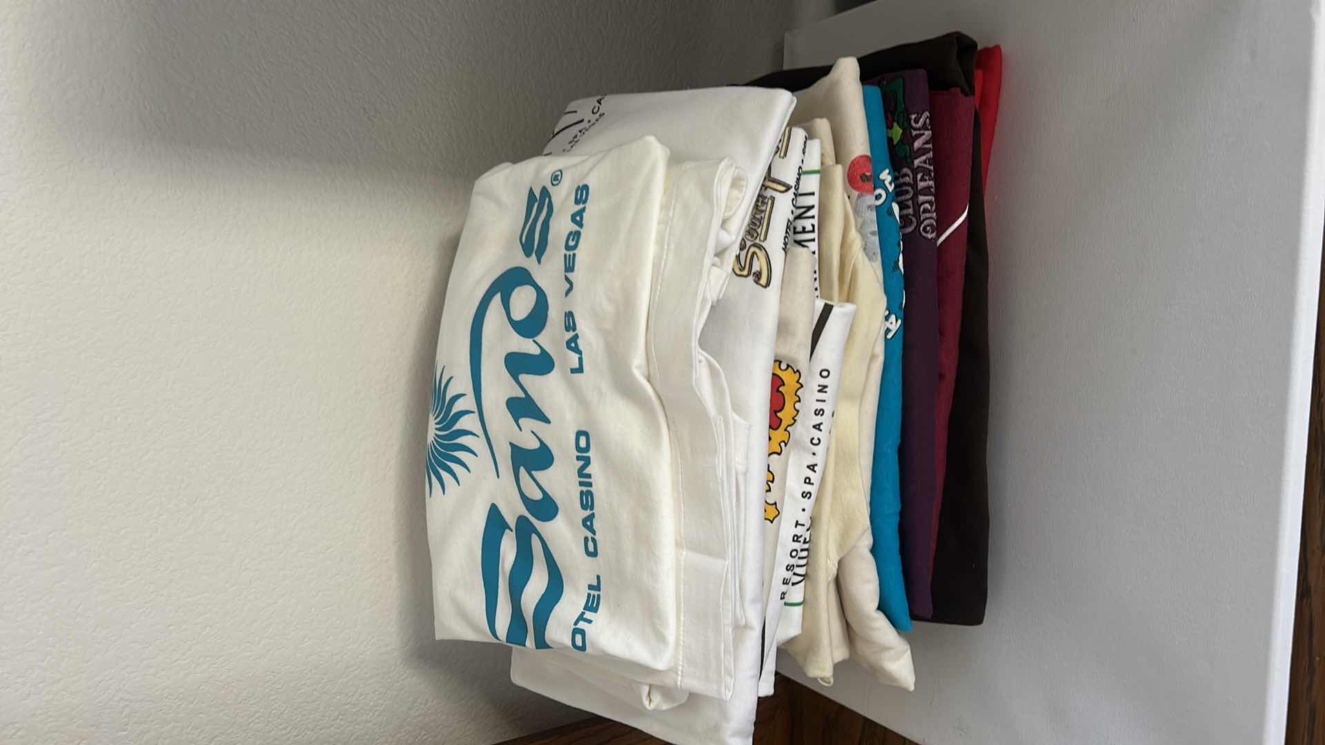 Photo 1 of 20 MENS TEES SIZE L/XL