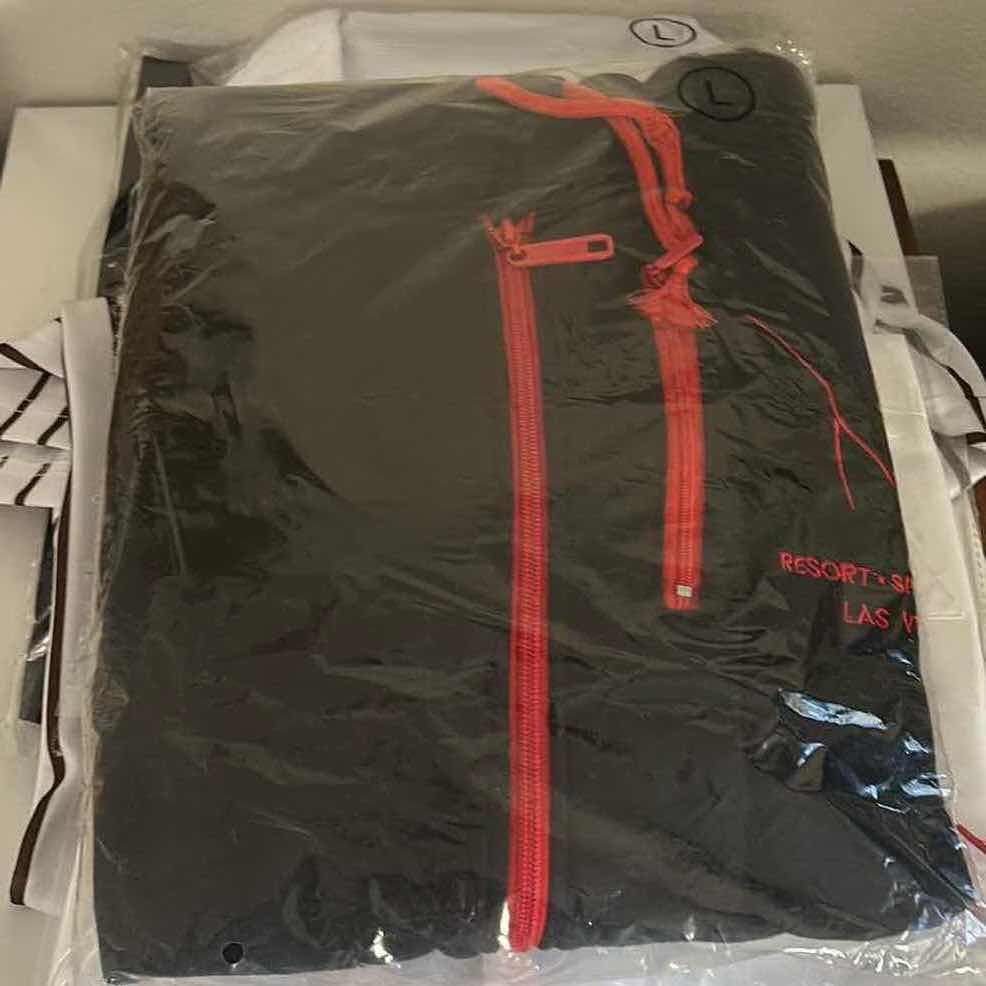 Photo 1 of 5 NEW MENS SIZE LARGE M CASINO SHIRTS