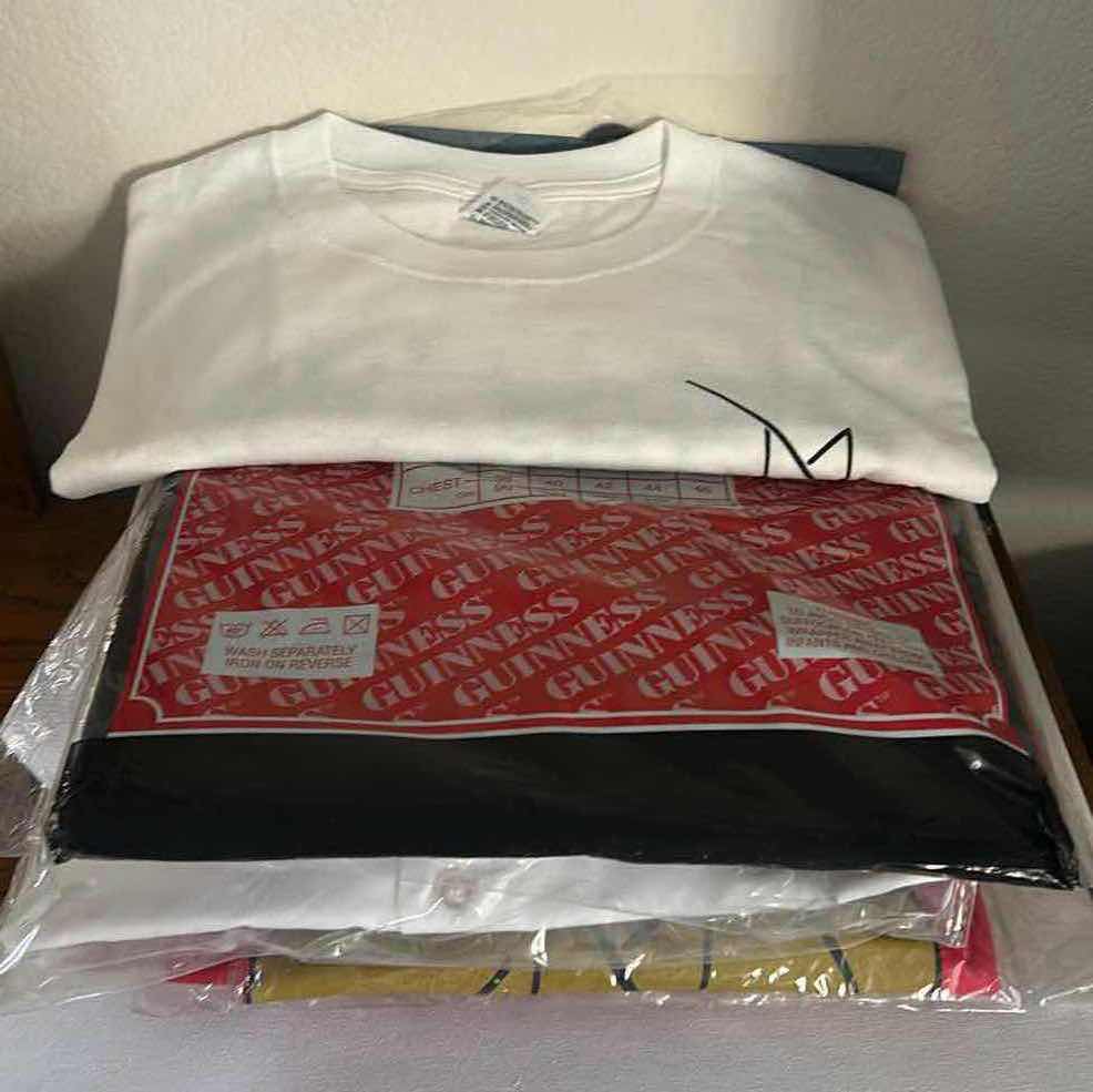 Photo 1 of 10 NEW MENS TEES AND MORE SIZE M / L