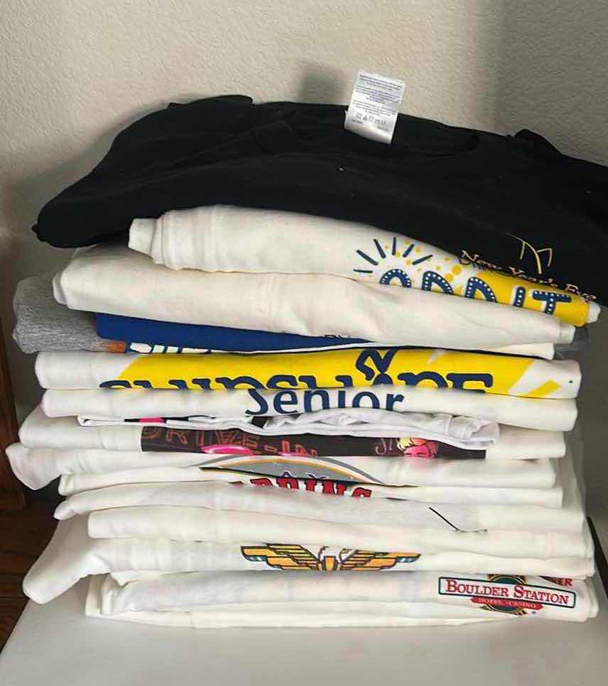 Photo 1 of 20 SIZE L / XL MENS TEE SHIRTS